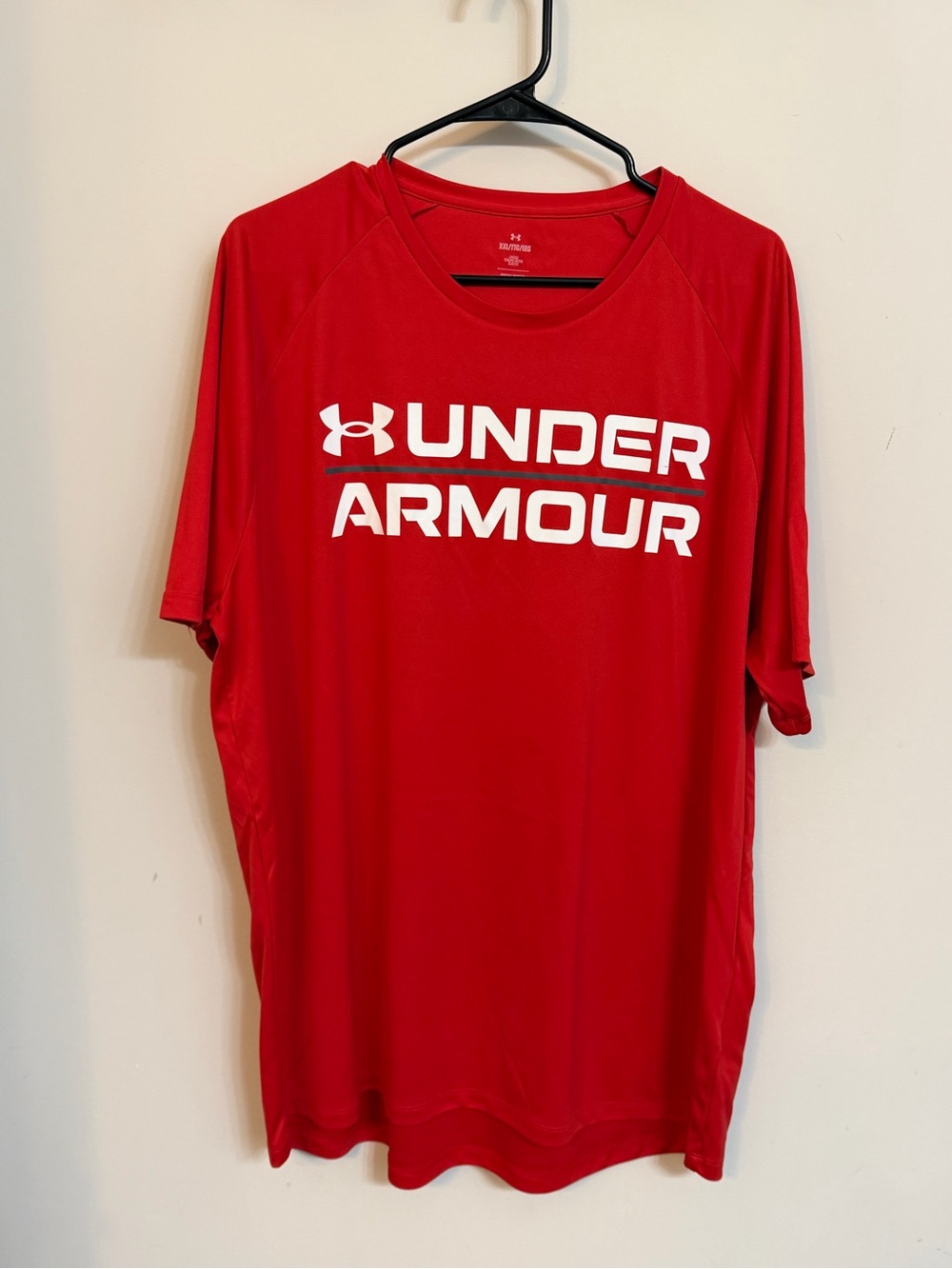 Under Armour Men's Red Performance Tee